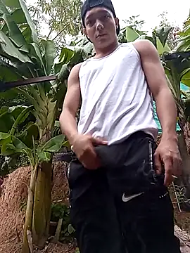 Snapshot of tayson_ chatting on 03.03.25 tayson online show from 03.03.25