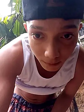 Snapshot of tayson_ chatting on 03.06.25 tayson online show from 03.06.25