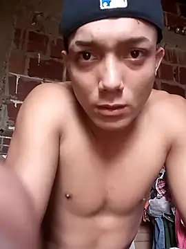 Snapshot of tayson_ chatting on 11.14.25 tayson online show from 11.14.25