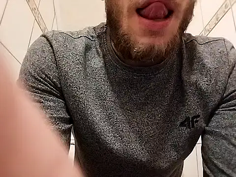 Snapshot of hoot_denis28 chatting on 12.08.24 hoot denis28 online show from 12.08.24