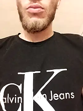 Snapshot of hoot_denis28 chatting on 12.27.24 hoot denis28 online show from 12.27.24