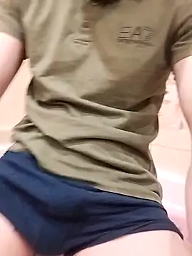 Snapshot of hoot_denis28 chatting on 03.09.25 hoot denis28 online show from 03.09.25