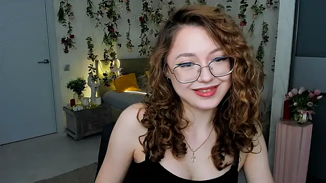 SereneFlame online show from 04.17.26