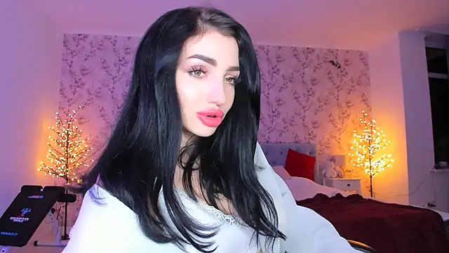 NancyLovee  online show from 01.12.26
