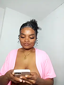 Snapshot of gianna_smith chatting on 04.22.26 gianna smith online show from 04.22.26