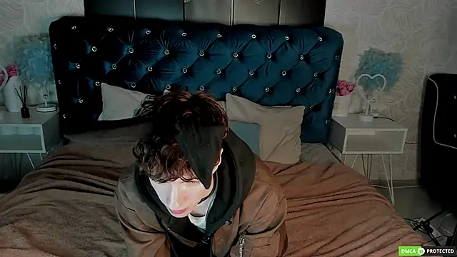 TrevorBenson online show from 09.12.25