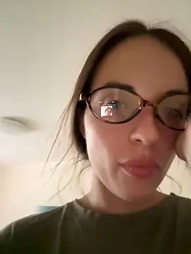 AmiLavs online show from 12.12.24