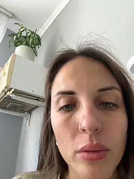 AmiLavs online show from 09.24.25