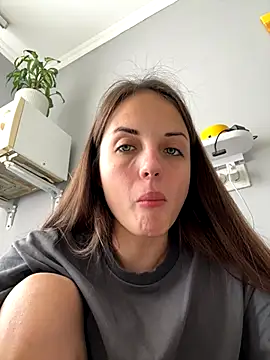 AmiLavs online show from 10.21.25