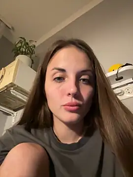 AmiLavs online show from 10.21.25