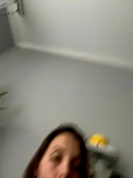 AmiLavs online show from 11.30.25