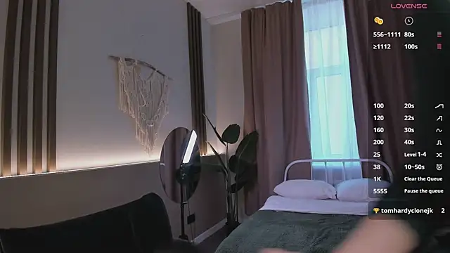 J Hunter  online show from 03.18.26