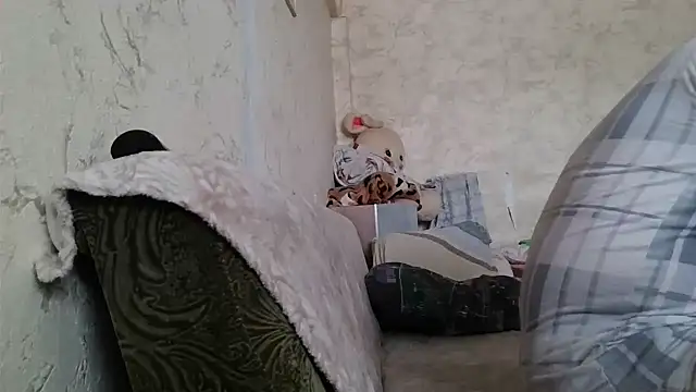 Snapshot of AgnichBan chatting on 01.12.25 AgnichBan online show from 01.12.25