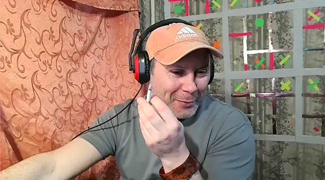 Snapshot of AgnichBan chatting on 01.31.25 AgnichBan online show from 01.31.25