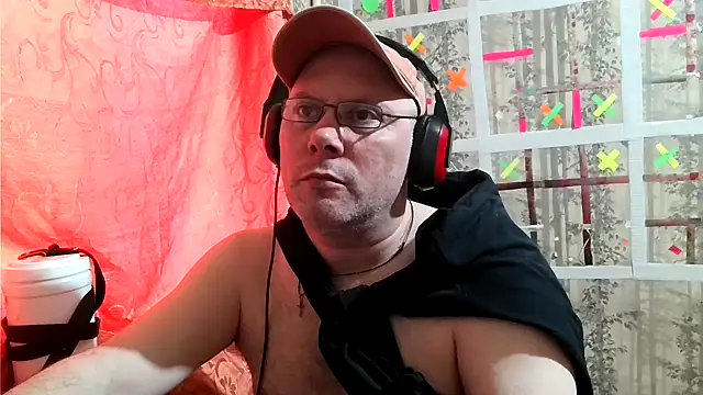 Snapshot of AgnichBan chatting on 02.10.25 AgnichBan online show from 02.10.25