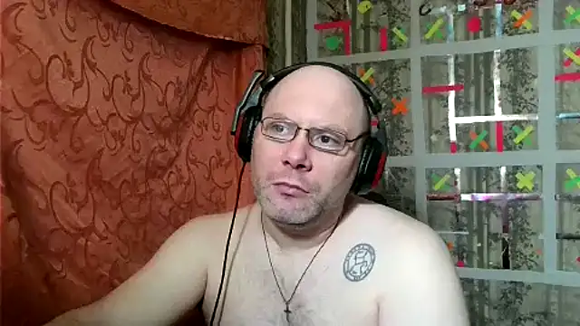 Snapshot of AgnichBan chatting on 02.11.25 AgnichBan online show from 02.11.25