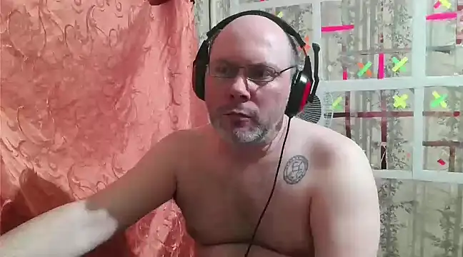 Snapshot of AgnichBan chatting on 03.08.25 AgnichBan online show from 03.08.25