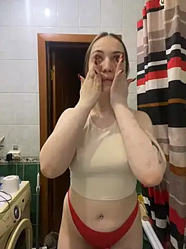 Snapshot of Emily_the_temptress_ chatting on 12.21.24 Emily the temptress online show from 12.21.24