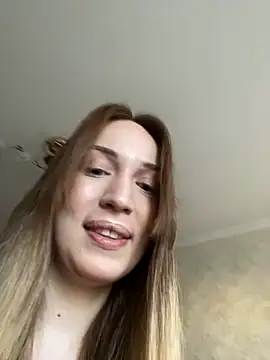 Snapshot of Emily_the_temptress_ chatting on 03.23.25 Emily the temptress online show from 03.23.25