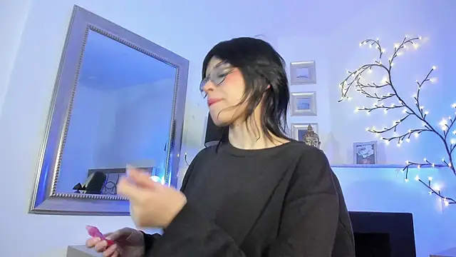 NattashaHotson online show from 12.13.24