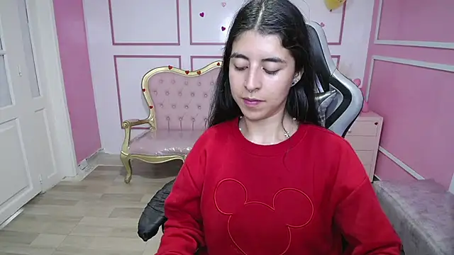 Snapshot of Bela_t_ chatting on 01.03.25 Bela t online show from 01.03.25