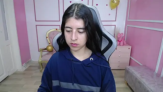 Snapshot of Bela_t_ chatting on 01.16.25 Bela t online show from 01.16.25