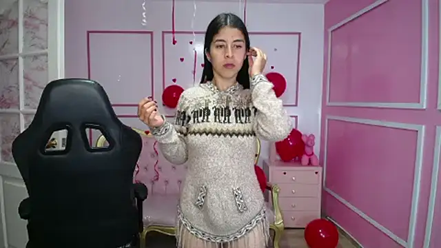 Snapshot of Bela_t_ chatting on 02.15.25 Bela t online show from 02.15.25