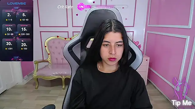 Snapshot of Bela_t_ chatting on 03.21.25 Bela t online show from 03.21.25