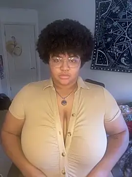 Snapshot of Ectorius chatting on 01.02.25 Ectorius online show from 01.02.25