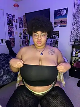 Snapshot of Ectorius chatting on 01.25.25 Ectorius online show from 01.25.25