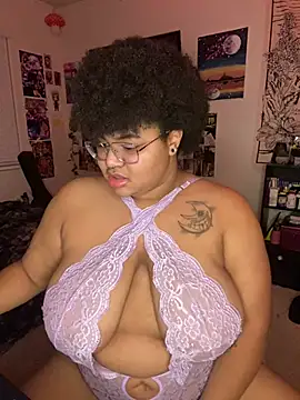 Snapshot of Ectorius chatting on 01.27.25 Ectorius online show from 01.27.25