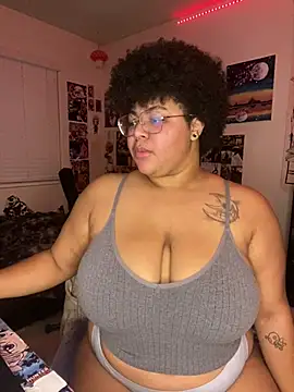 Snapshot of Ectorius chatting on 01.28.25 Ectorius online show from 01.28.25