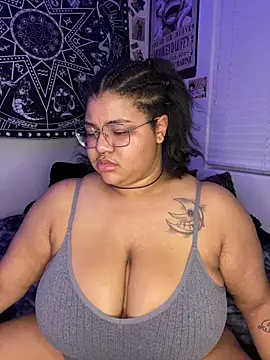 Snapshot of Ectorius chatting on 02.07.25 Ectorius online show from 02.07.25