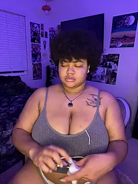 Snapshot of Ectorius chatting on 03.21.25 Ectorius online show from 03.21.25