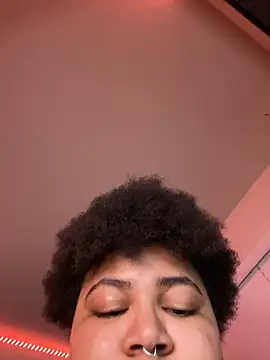 Snapshot of Ectorius chatting on 12.05.25 Ectorius online show from 12.05.25