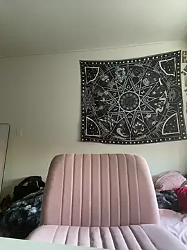 Snapshot of Ectorius chatting on 12.15.25 Ectorius online show from 12.15.25