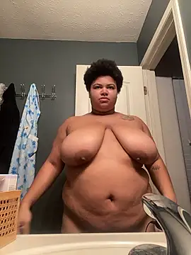 Snapshot of Ectorius chatting on 01.08.26 Ectorius online show from 01.08.26