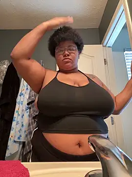 Snapshot of Ectorius chatting on 02.06.26 Ectorius online show from 02.06.26