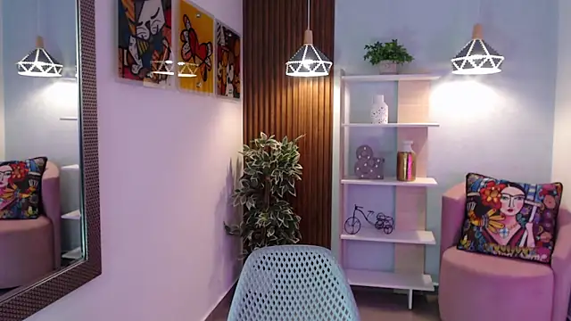 Dalila Sky online show from 04.15.26