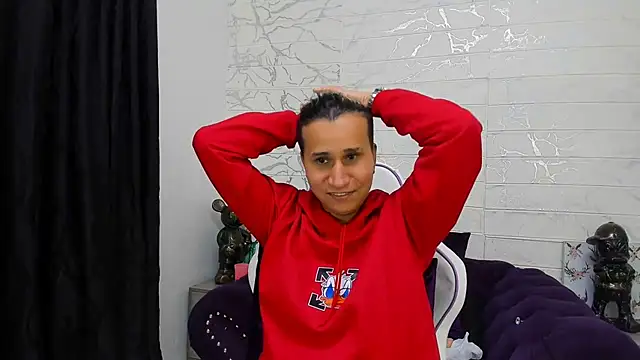 Snapshot of Im_Milan_Rs chatting on 02.18.25 Im Milan Rs online show from 02.18.25