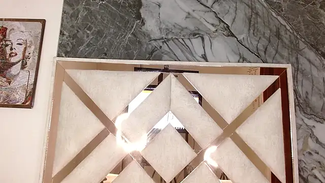 Im Milan Rs online show from 11.12.25