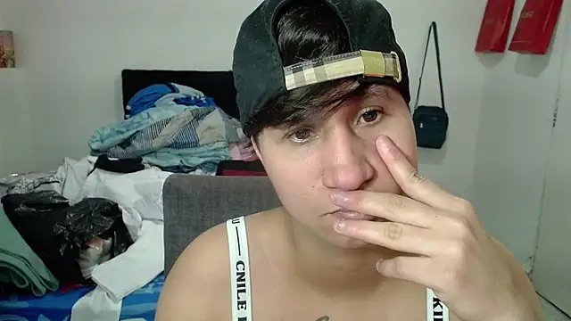 Im Milan Rs online show from 12.18.25