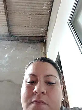 Snapshot of carola_hotwife chatting on 09.18.25 carola hotwife online show from 09.18.25