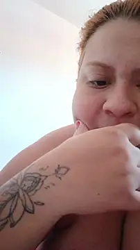 Snapshot of carola_hotwife chatting on 10.26.25 carola hotwife online show from 10.26.25