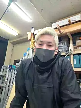 Snapshot of da--------i chatting on 02.12.25 da--------i online show from 02.12.25