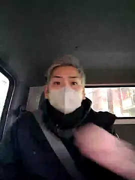 Snapshot of da--------i chatting on 02.18.25 da--------i online show from 02.18.25