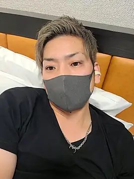 Snapshot of da--------i chatting on 11.07.25 da--------i online show from 11.07.25