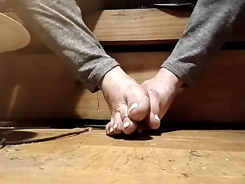 Snapshot of tus_ordenes_mis_deseos chatting on 10.21.25 tus ordenes mis deseos online show from 10.21.25