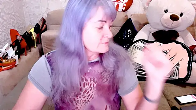 Snapshot of SiberiabBerry chatting on 04.14.26 SiberiabBerry online show from 04.14.26