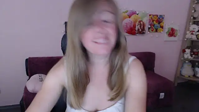 Hot Milady online show from 06.17.26